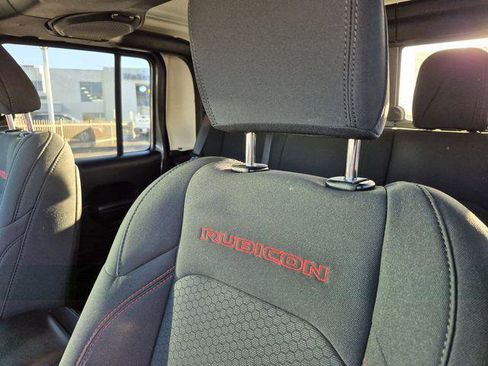 Certified 2021 Jeep Gladiator Rubicon AWD/4WD image 22