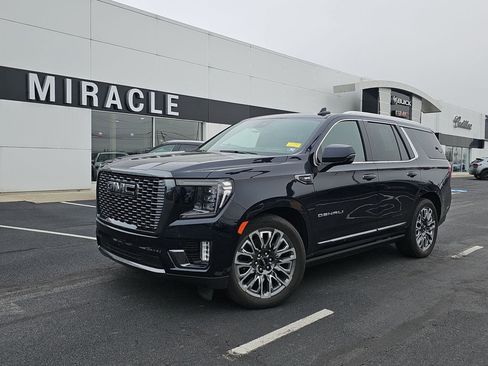 Certified 2023 GMC Yukon Denali Ultimate image 1