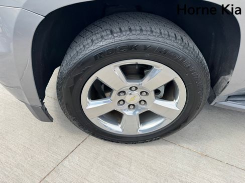Used 2018 Chevrolet Tahoe LT RWD image 8