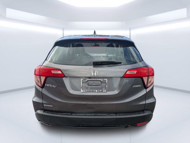 Used 2017 Honda HR-V LX image 4