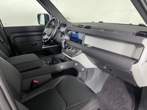 Used 2023 Land Rover Defender 110 S AWD/4WD image 19