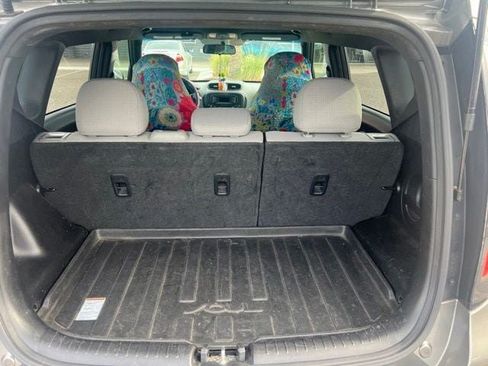 Used 2016 Kia Soul FWD image 8