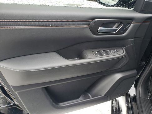 Certified 2025 Nissan Armada PRO-4X w/ Pro-4X Premium Package image 14