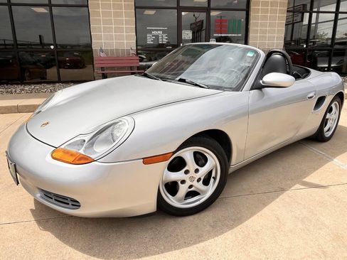 Used 1998 Porsche Boxster RWD image 2
