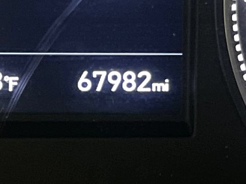 Used 2019 Hyundai Santa Fe SE FWD image 4