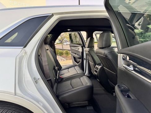 Certified 2024 Cadillac XT5 Premium Luxury w/ LPO, Floor Liner Package image 10