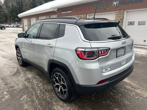 New 2026 Jeep Compass Limited image 7