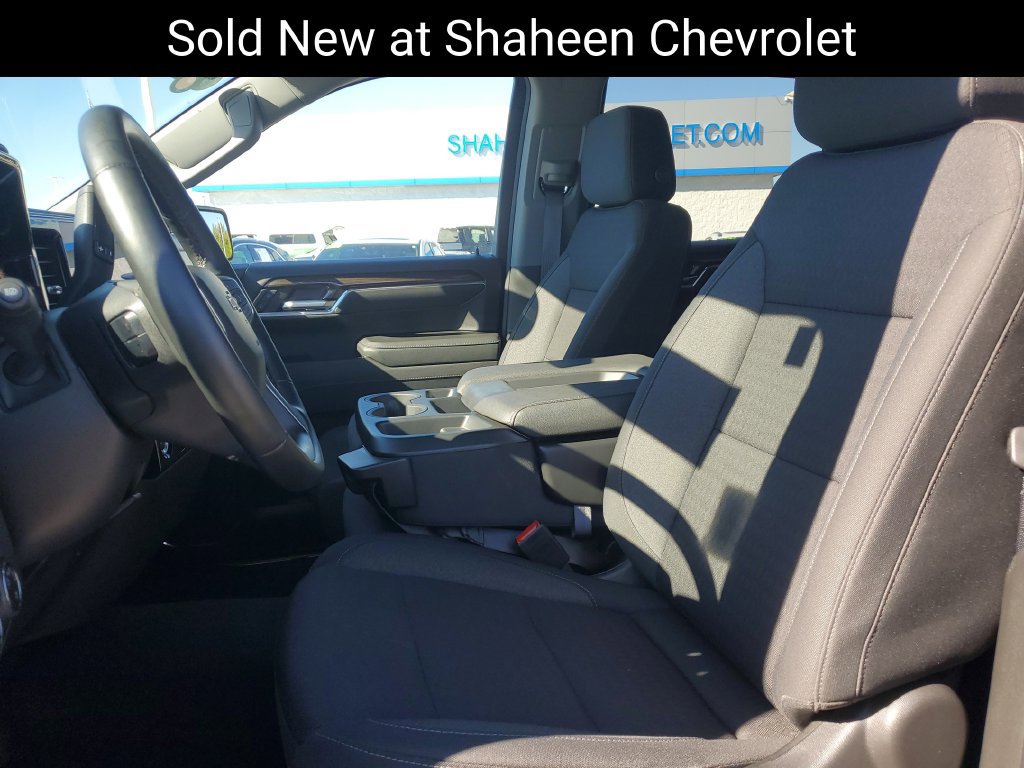 Used 2024 Chevrolet Silverado 1500 LT AWD/4WD image 8