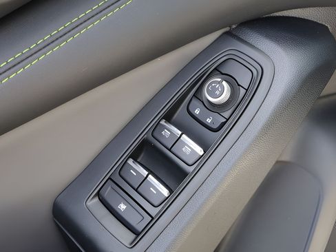 Used 2023 Subaru Ascent Onyx Edition AWD/4WD image 14