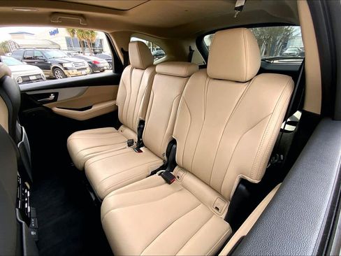 Certified 2025 Acura MDX SH-AWD image 19