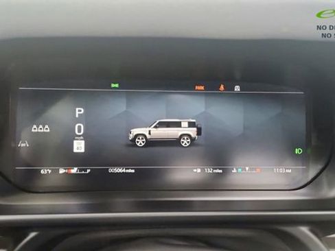 Used 2025 Land Rover Defender 110 X image 38