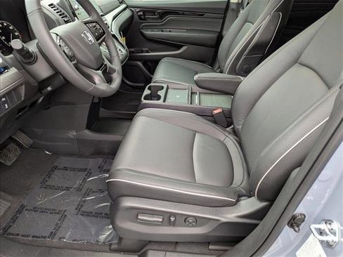 Certified 2026 Honda Odyssey Touring image 16