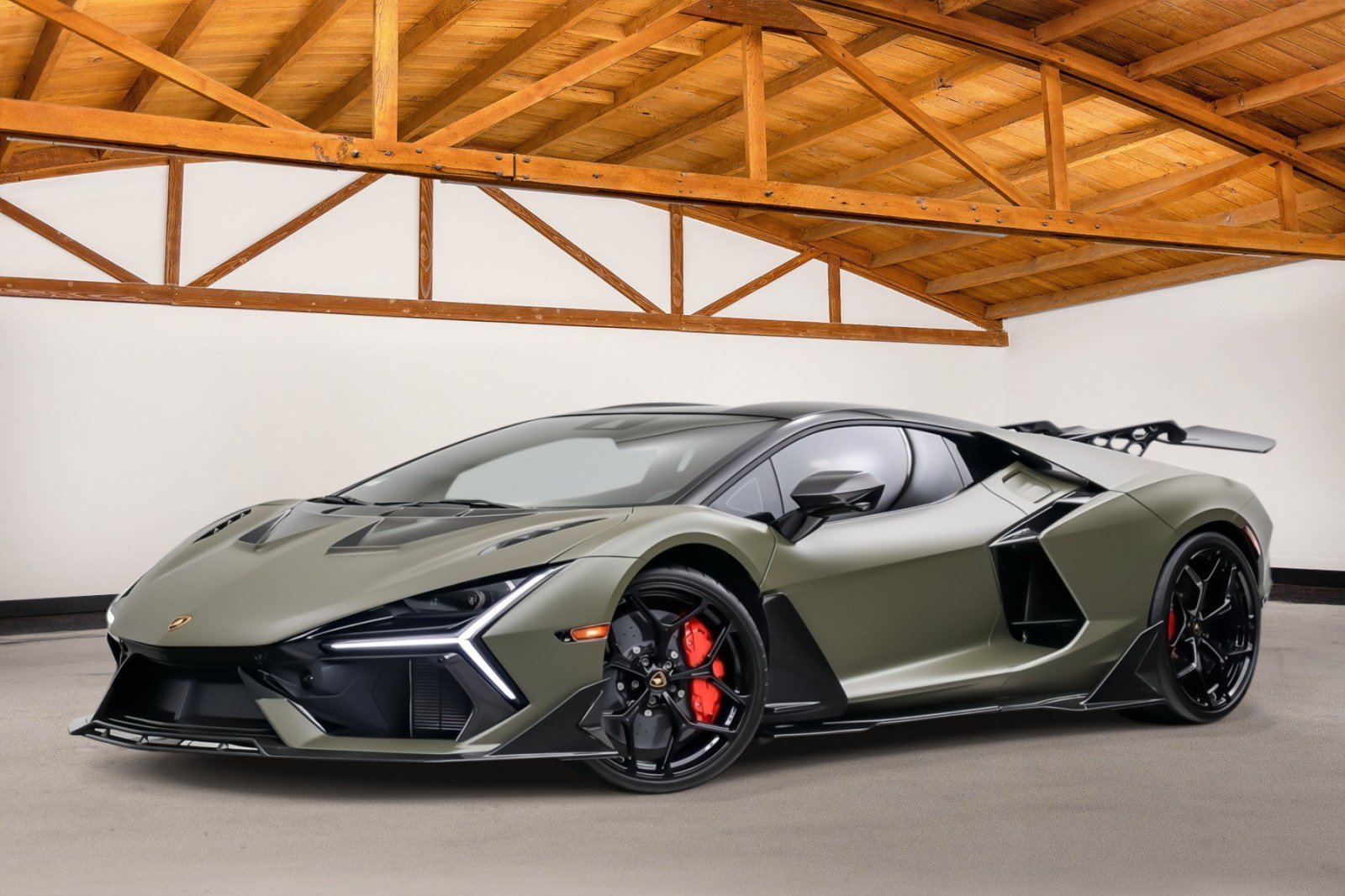 Used 2024 Lamborghini Revuelto AWD/4WD image 1