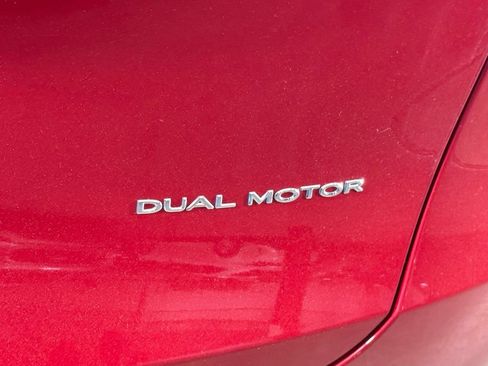 Used 2021 Tesla Model Y Long Range AWD/4WD image 45