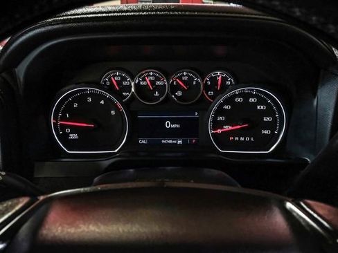 Used 2022 Chevrolet Silverado 2500 LTZ image 13