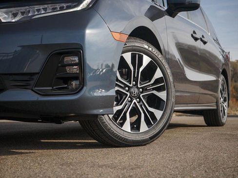 New 2026 Honda Odyssey Elite image 6