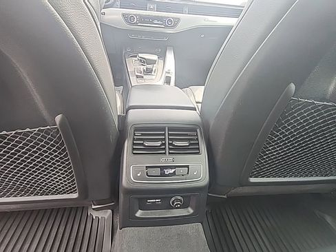 Used 2019 Audi A4 2.0T Prestige w/ Prestige Package AWD/4WD image 12