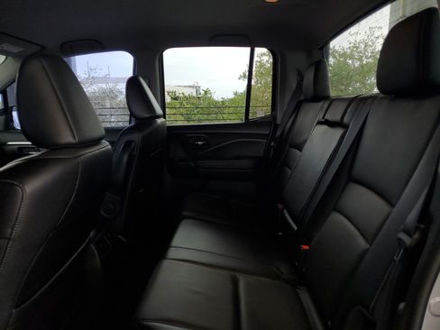 Used 2017 Honda Ridgeline RTL-T image 9