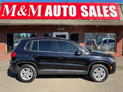 Used 2016 Volkswagen Tiguan S FWD image 2