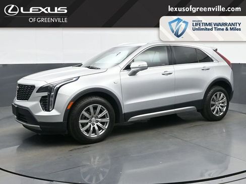 Used 2022 Cadillac XT4 Premium Luxury w/ Safety Alert Package AWD/4WD image 4