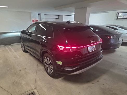 Used 2023 Audi Q4 e-tron Premium Plus w/ Premium Plus RWD image 4