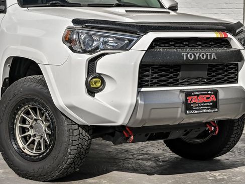 Used 2021 Toyota 4Runner TRD Off-Road Premium w/ Moonroof Package AWD/4WD image 3