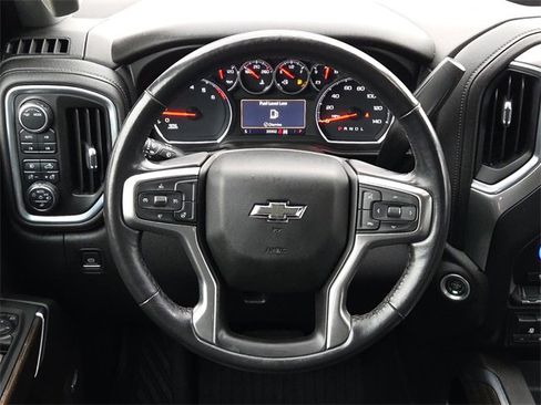 Used 2022 Chevrolet Silverado 1500 LT Trail Boss w/ LT Trail Boss Premium Package image 17