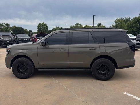 Used 2026 Ford Expedition Tremor AWD/4WD image 4