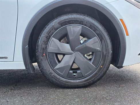 Certified 2026 Toyota Prius LE image 9