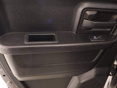 Used 2020 RAM 1500 Tradesman w/ Chrome Appearance Group RWD image 15