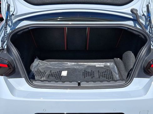 Used 2025 BMW M240i xDrive Coupe w/ Premium Package image 31