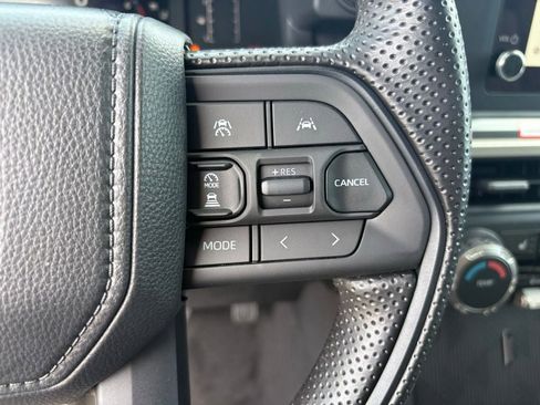 New 2026 Toyota Tacoma SR5 AWD/4WD image 33