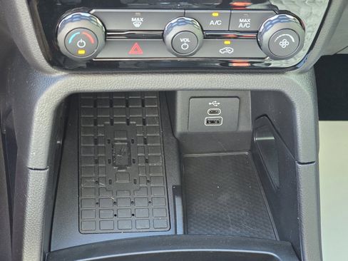 New 2025 Ford Ranger XLT w/ FX4 Off-Road Package image 15