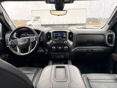 Used 2019 GMC Sierra 1500 Denali w/ Technology Package image 18