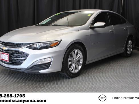 Used 2021 Chevrolet Malibu LT FWD image 3