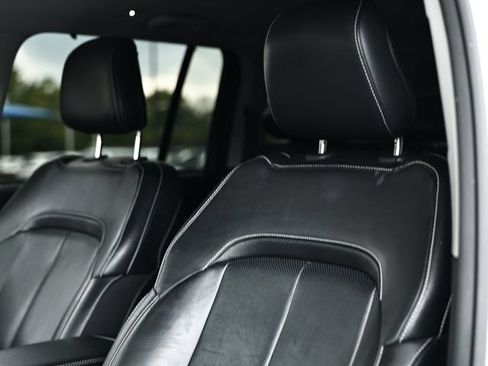 Used 2023 Jeep Grand Cherokee Limited w/ Luxury Tech Group II AWD/4WD image 20