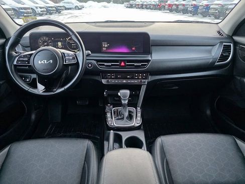 Certified 2024 Kia Seltos EX image 25