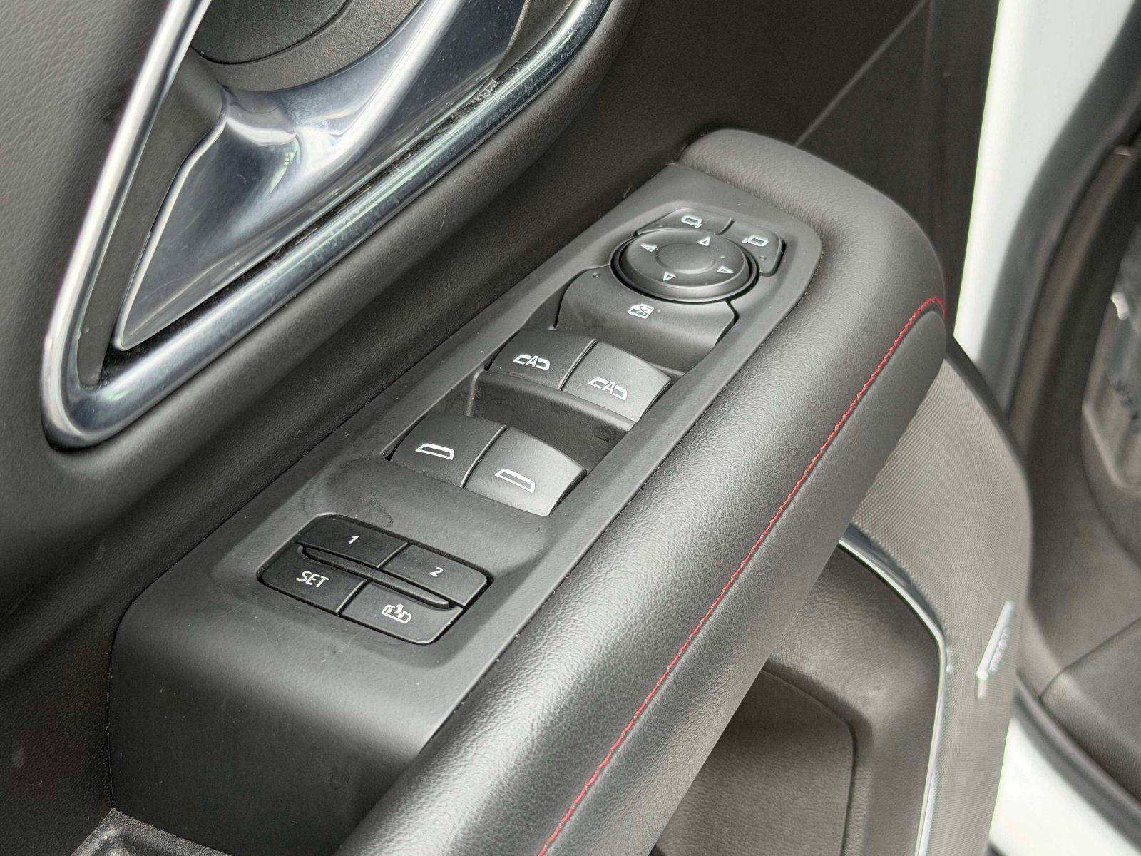 Used 2023 Chevrolet Tahoe RST AWD/4WD image 19