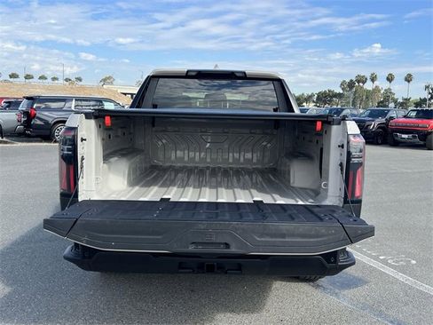 New 2026 GMC Sierra EV Elevation image 25