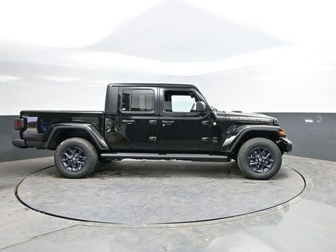 New 2026 Jeep Gladiator Sport AWD/4WD image 8