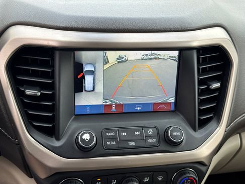 Certified 2019 GMC Acadia Denali w/ Technology Package FWD image 35