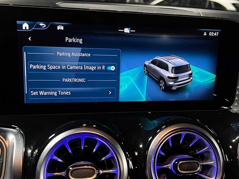 Certified 2025 Mercedes-Benz GLB 250 GLB 250 image 39