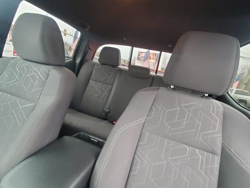 Used 2017 Toyota Tacoma TRD Sport w/ Exterior Package image 26