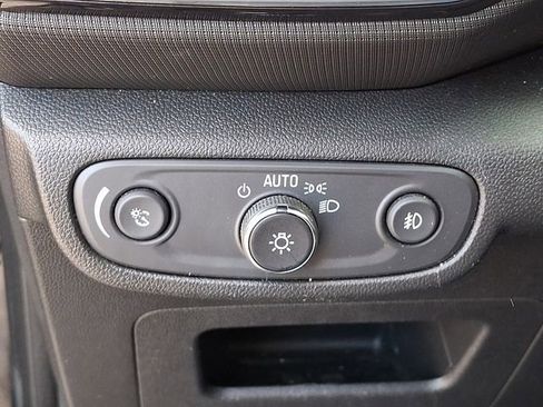 Used 2023 Chevrolet TrailBlazer LT w/ Convenience Package image 34