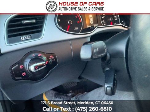 Used 2016 Audi A4 2.0T Premium Plus w/ Technology Package image 30