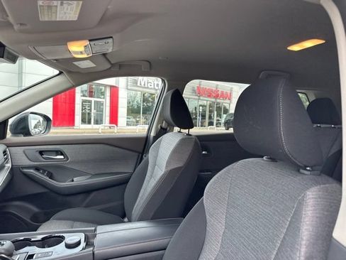 Certified 2023 Nissan Rogue SV AWD/4WD image 12