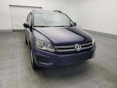 Used 2016 Volkswagen Tiguan S image 14