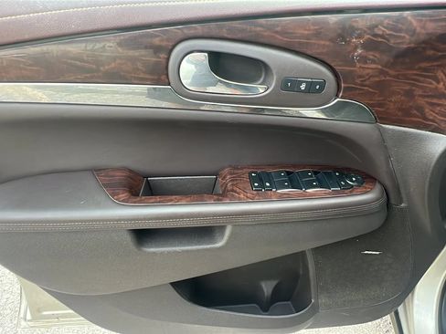 Used 2014 Buick Enclave Leather FWD image 27