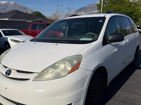 Used 2006 Toyota Sienna LE FWD image 2