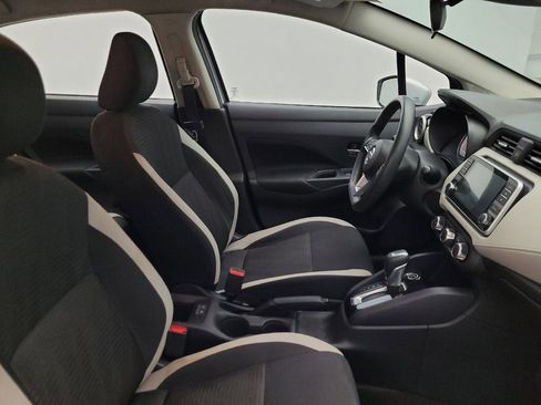 Used 2021 Nissan Versa SV FWD image 21